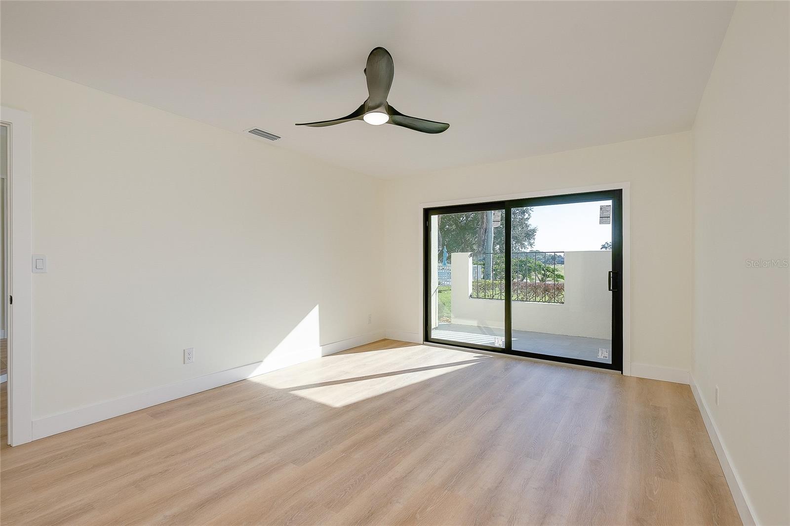 Image 16 of 78 For 2221 Meadowlake Court A3