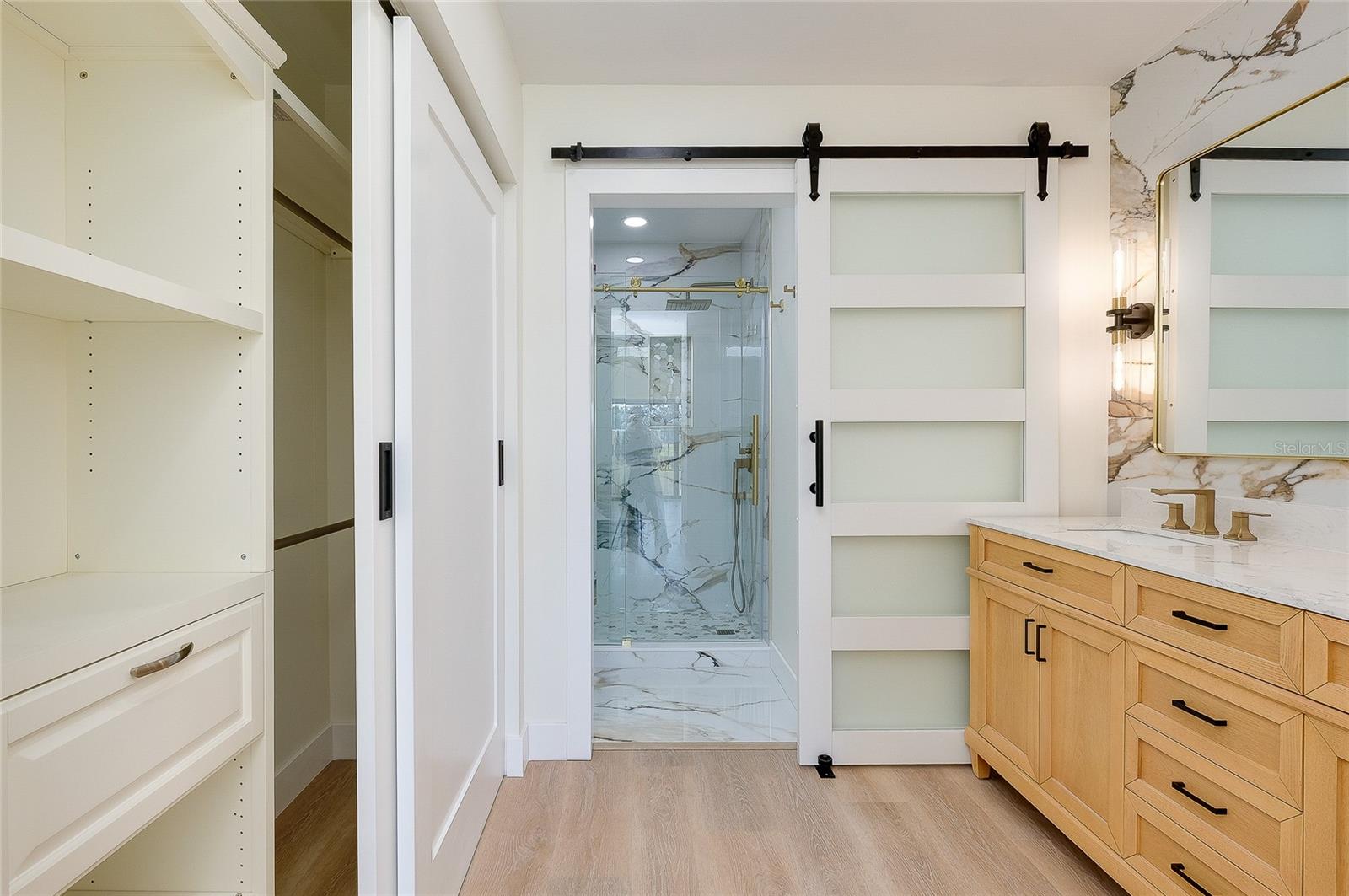 Image 17 of 78 For 2221 Meadowlake Court A3