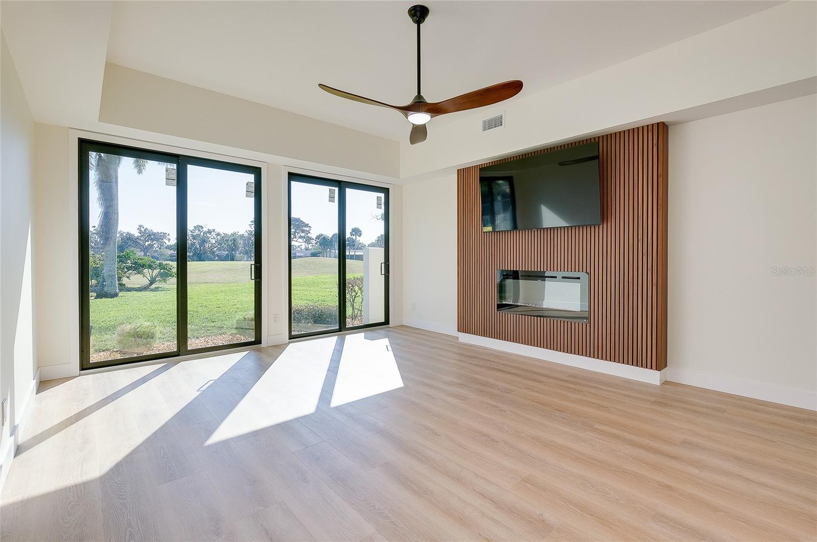 Image 2 of 78 For 2221 Meadowlake Court A3