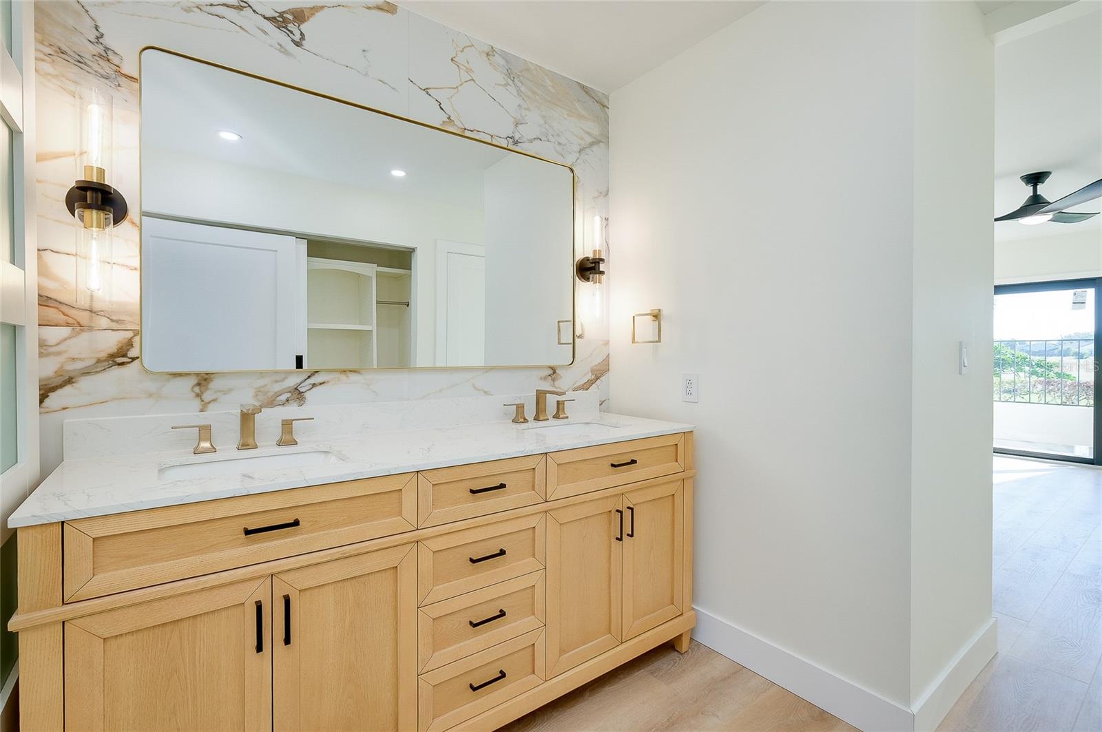 Image 20 of 78 For 2221 Meadowlake Court A3