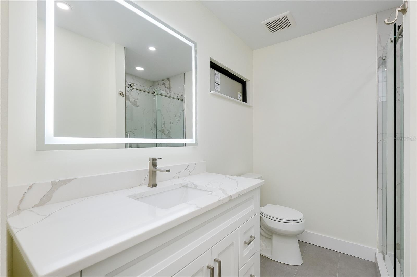 Image 26 of 78 For 2221 Meadowlake Court A3