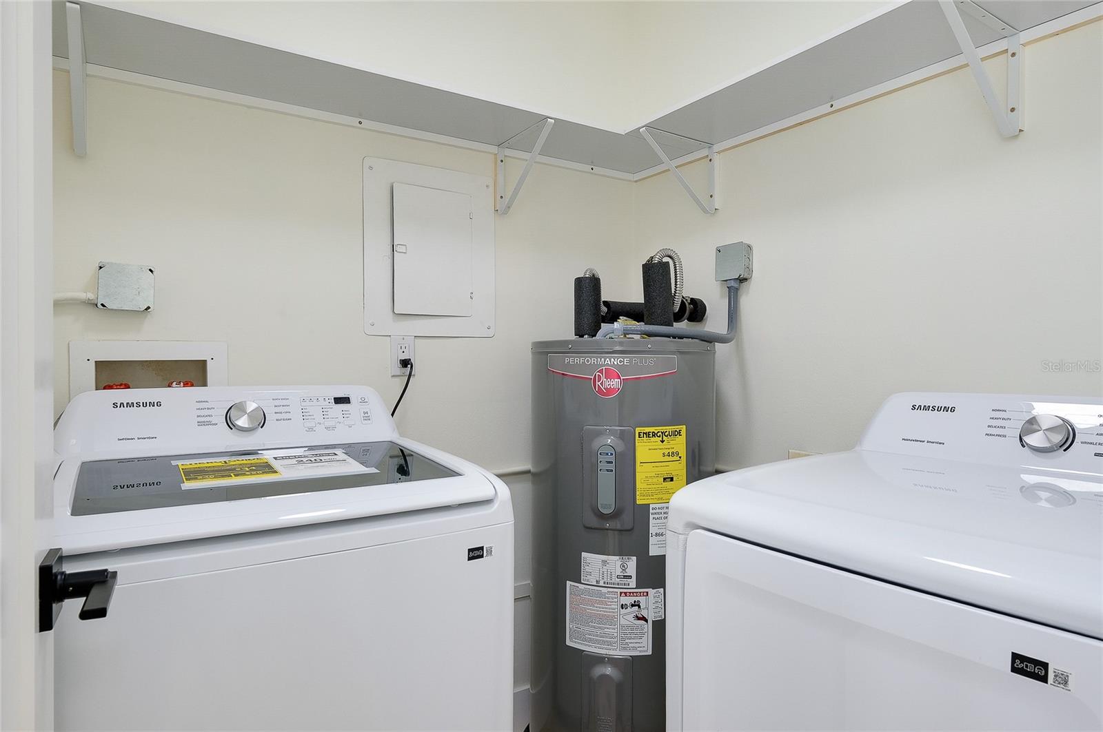 Image 29 of 78 For 2221 Meadowlake Court A3