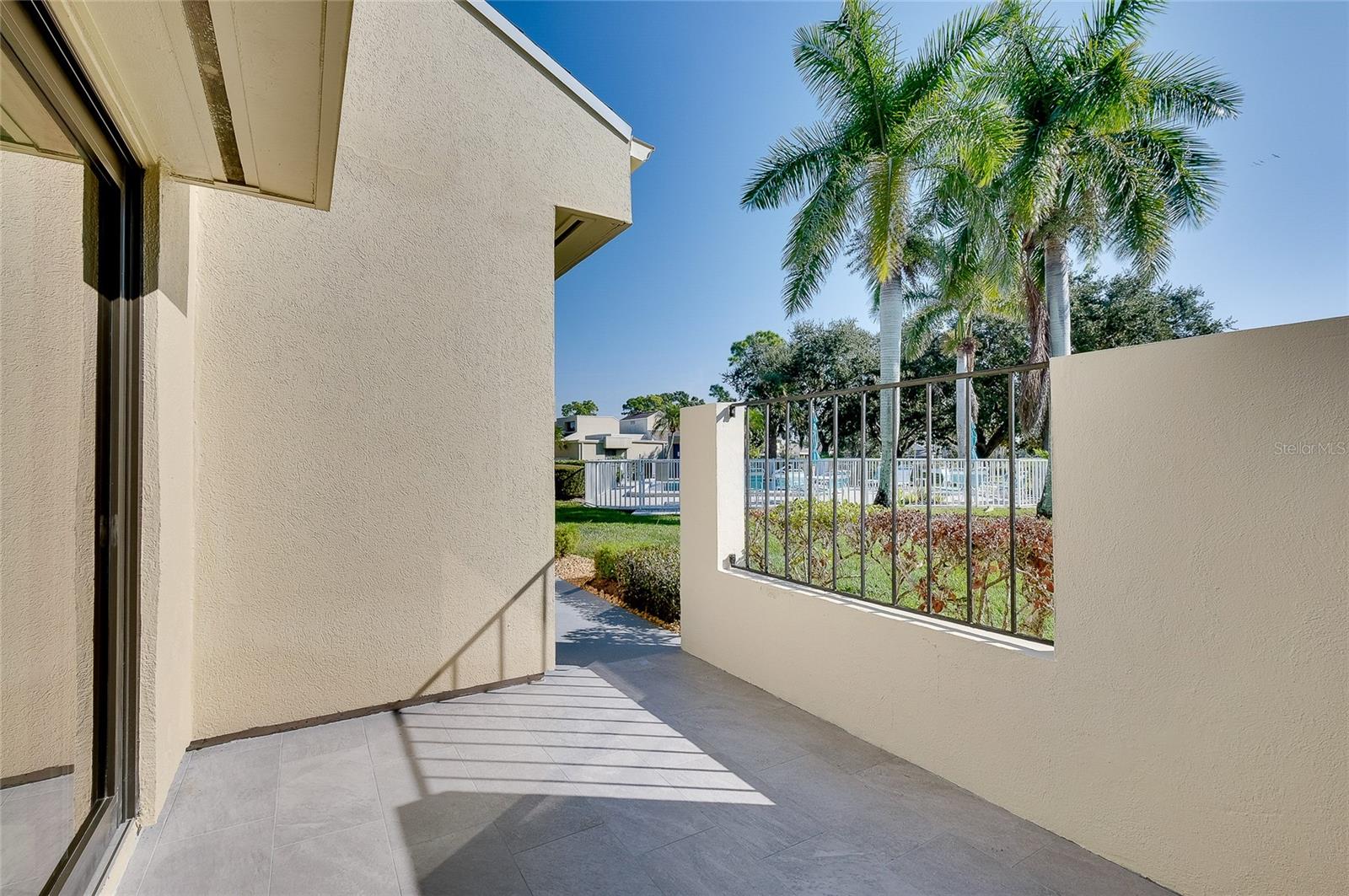 Image 38 of 78 For 2221 Meadowlake Court A3