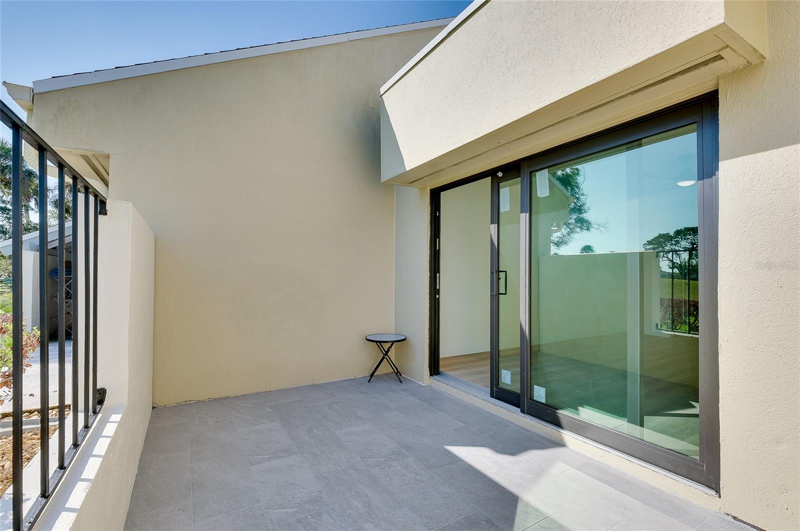 Image 41 of 78 For 2221 Meadowlake Court A3