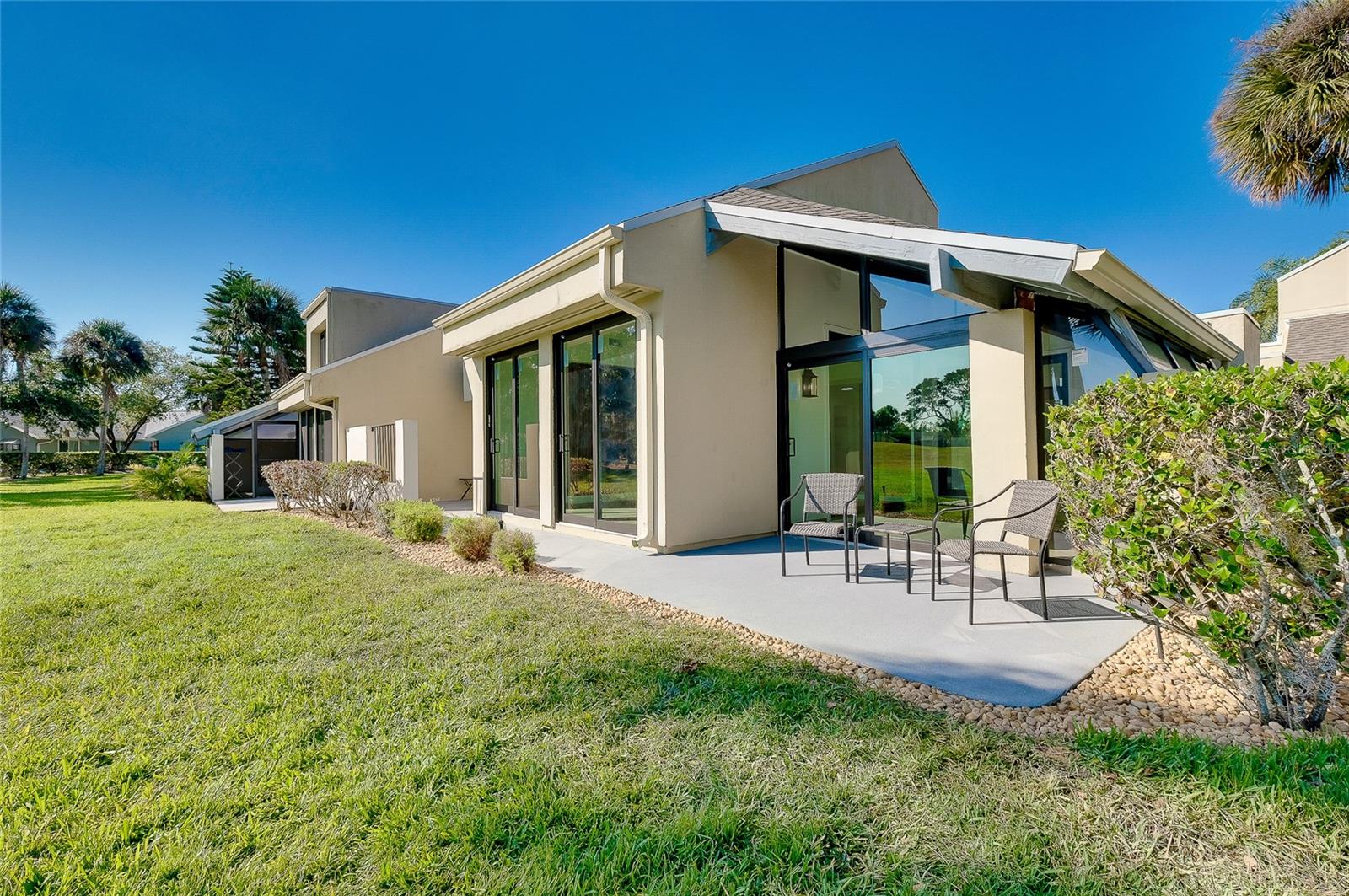 Image 42 of 78 For 2221 Meadowlake Court A3