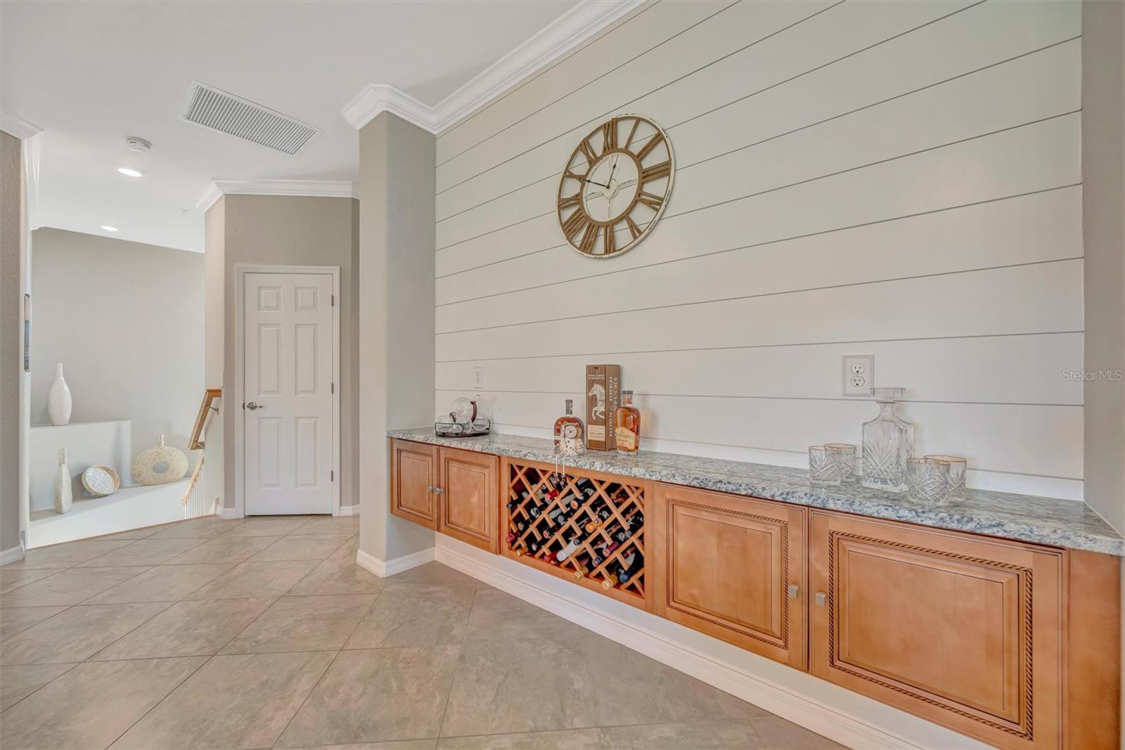 Image 16 of 92 For 17637 Gawthrop Drive 102