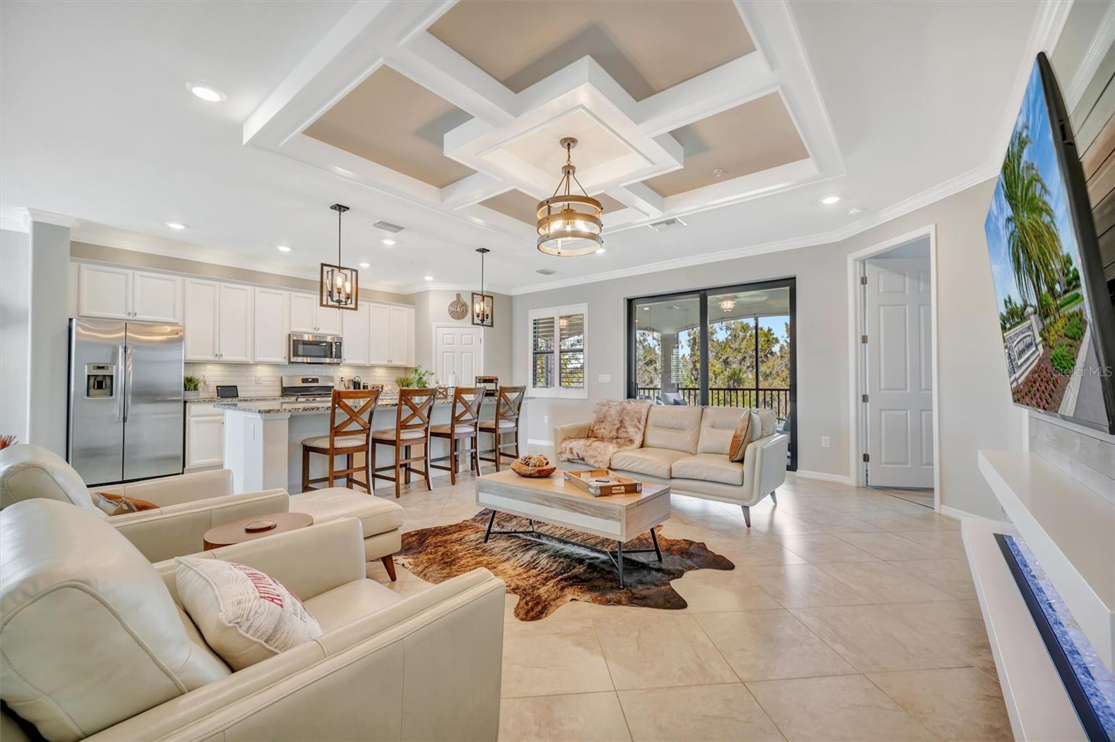 Image 23 of 92 For 17637 Gawthrop Drive 102