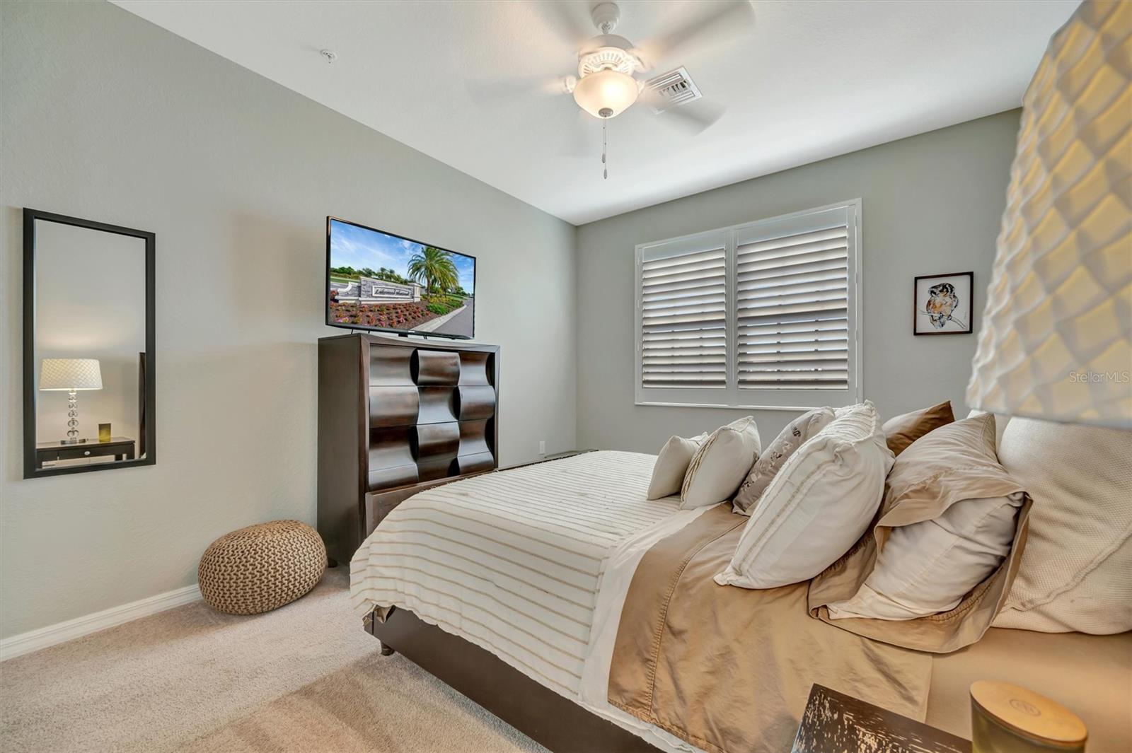 Image 27 of 92 For 17637 Gawthrop Drive 102