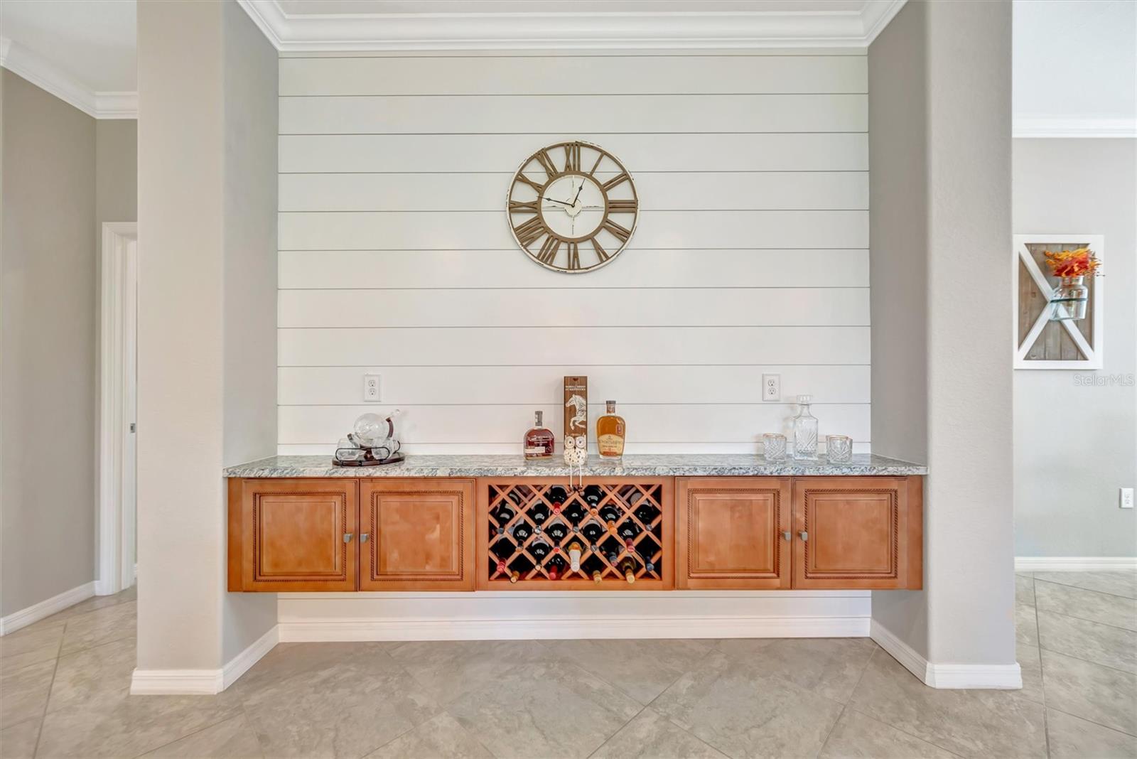 Image 5 of 92 For 17637 Gawthrop Drive 102