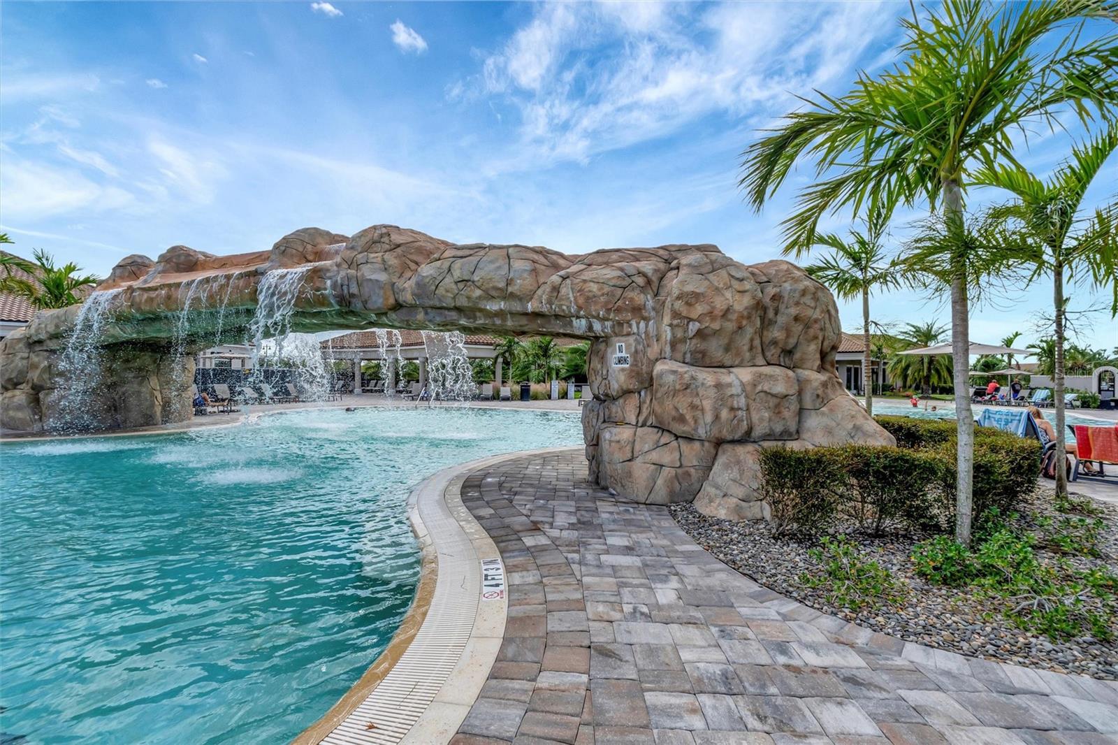 Image 73 of 92 For 17637 Gawthrop Drive 102