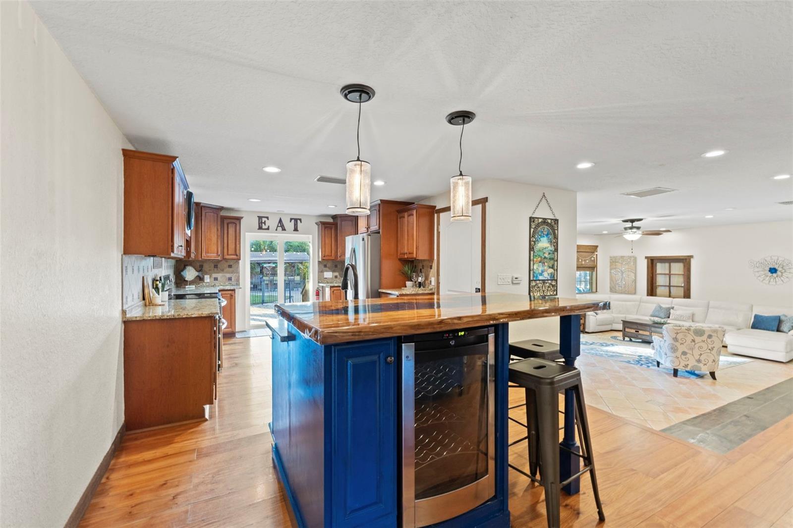 Image 12 of 50 For 4301 Lockwood Ridge Road