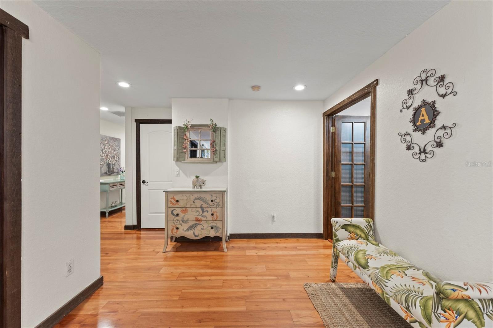 Image 17 of 50 For 4301 Lockwood Ridge Road