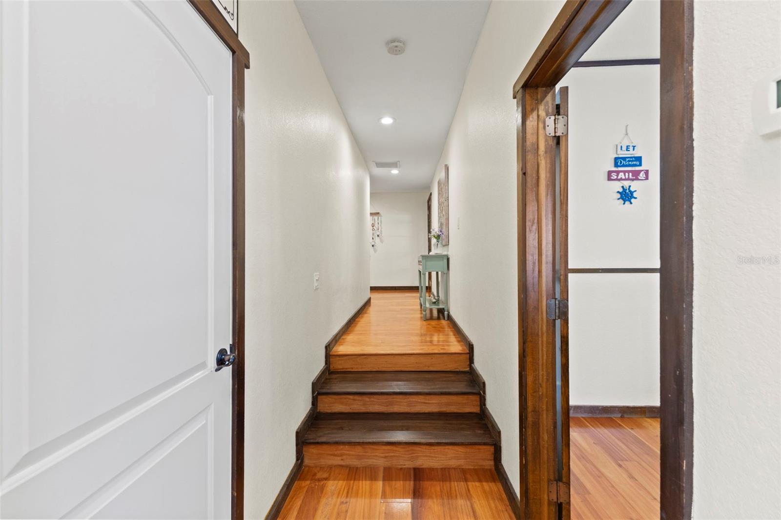 Image 25 of 50 For 4301 Lockwood Ridge Road