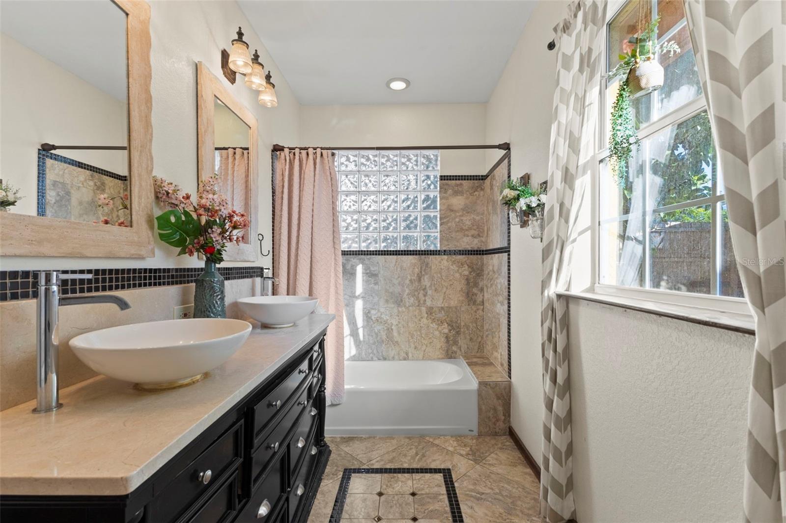 Image 27 of 50 For 4301 Lockwood Ridge Road