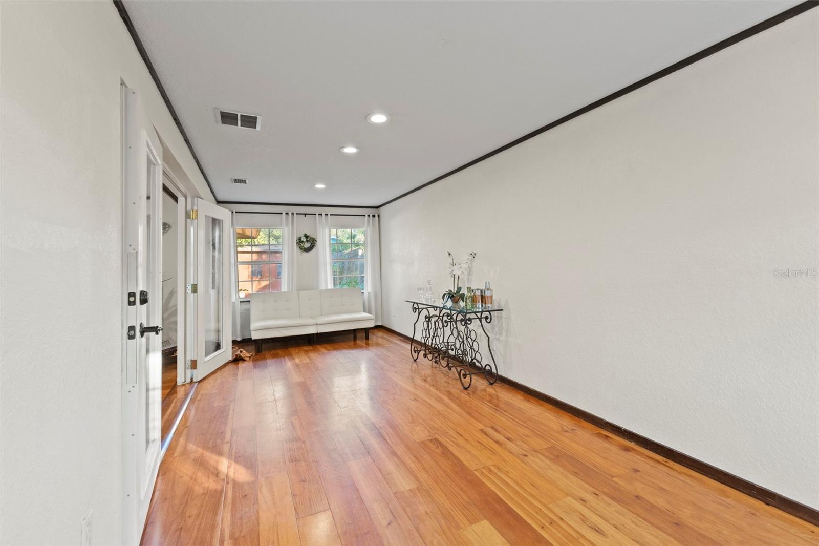 Image 31 of 50 For 4301 Lockwood Ridge Road