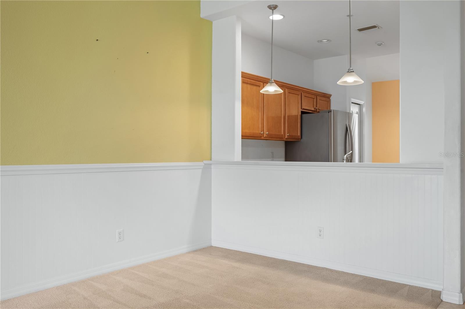 Image 12 of 56 For 915 Fairwaycove Lane 204