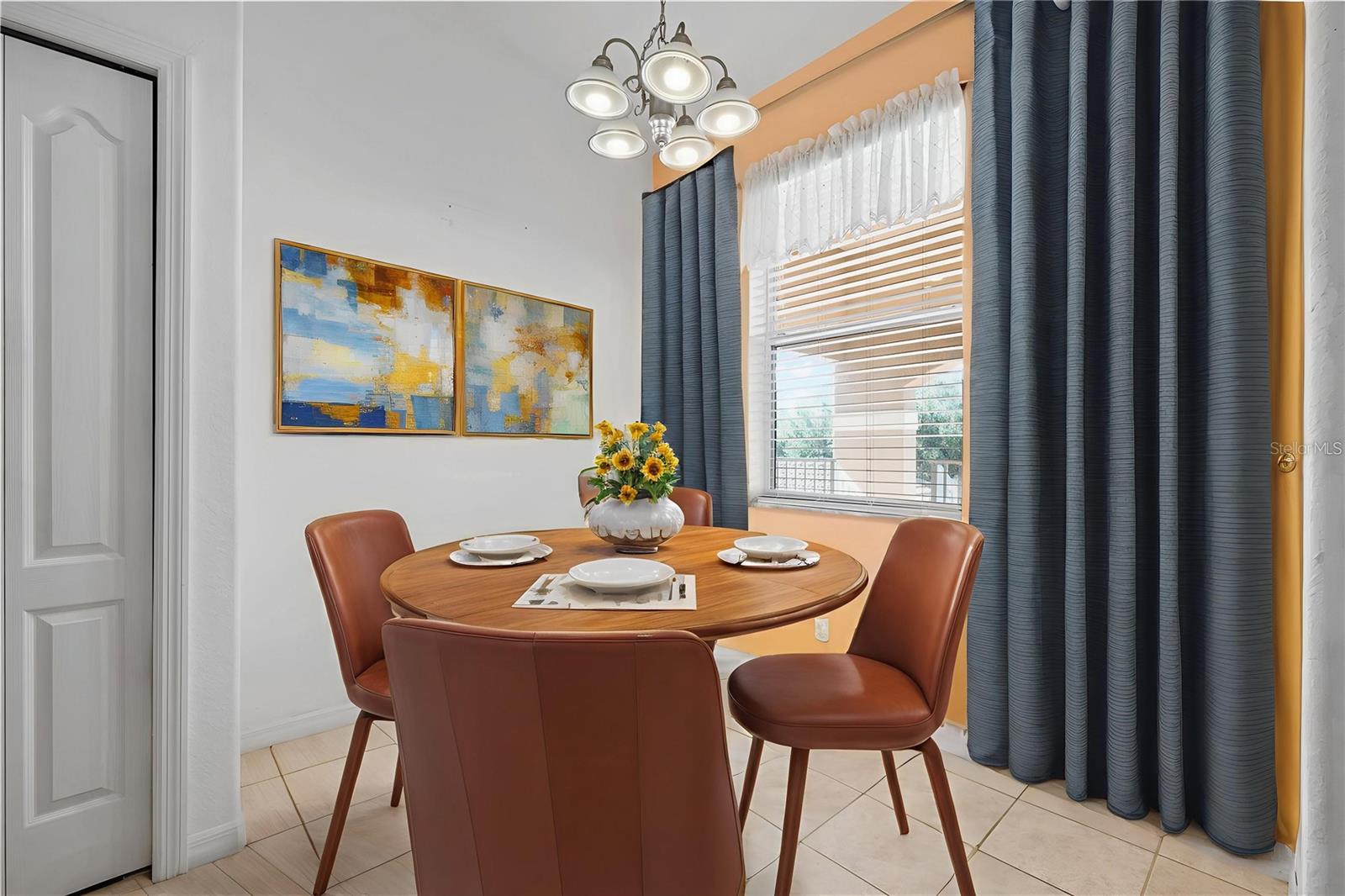 Image 53 of 56 For 915 Fairwaycove Lane 204