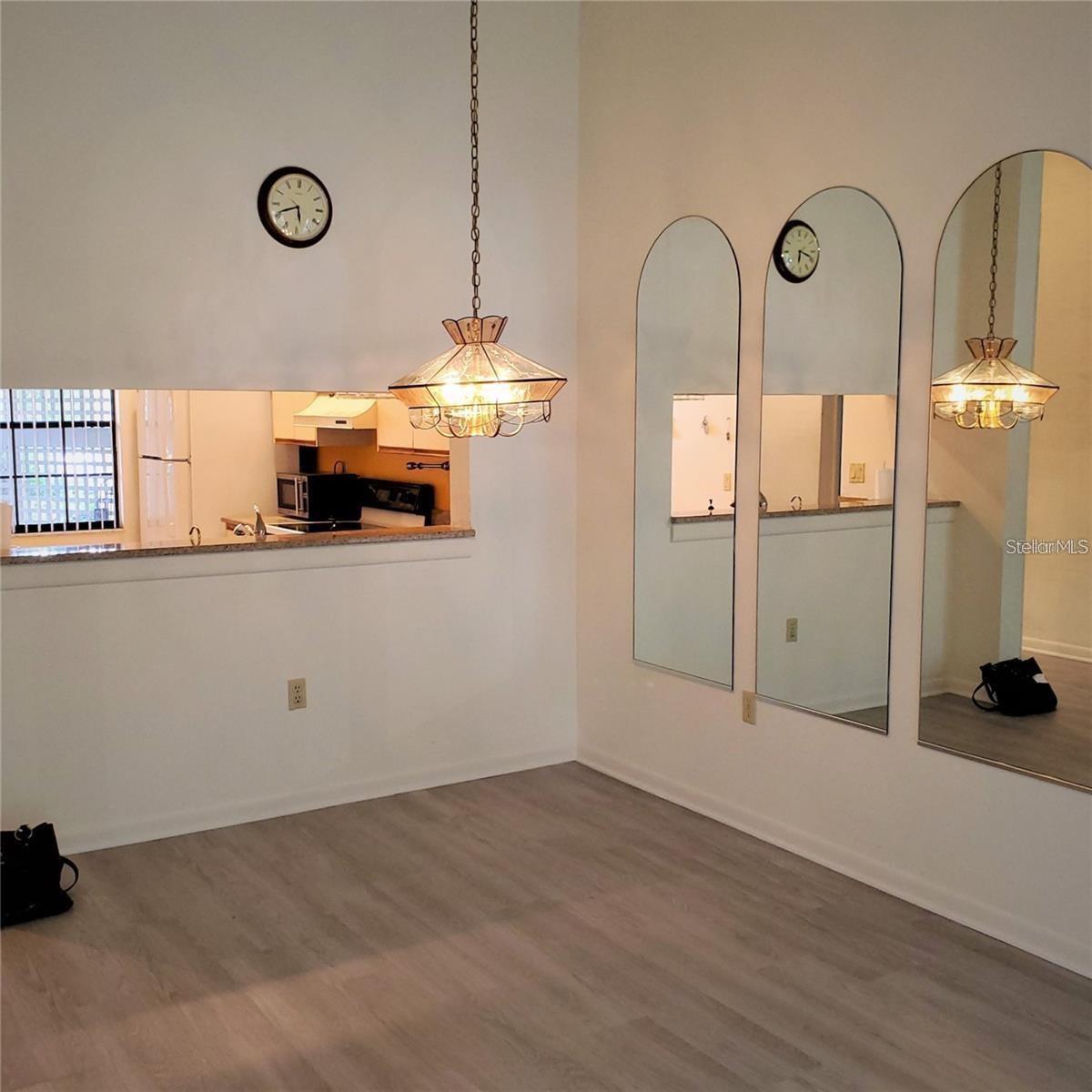 Image 5 of 13 For 4538 Morningside  38