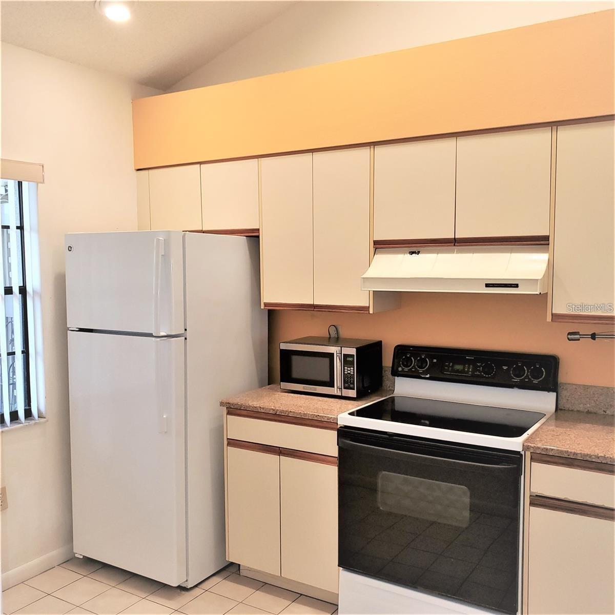 Image 6 of 13 For 4538 Morningside  38