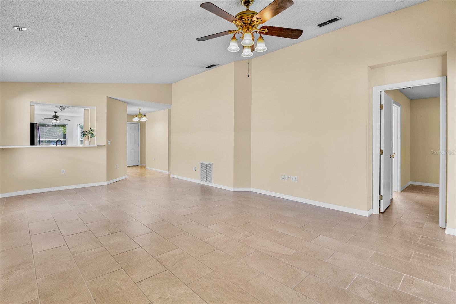 Image 13 of 27 For 6216 40th Avenue W