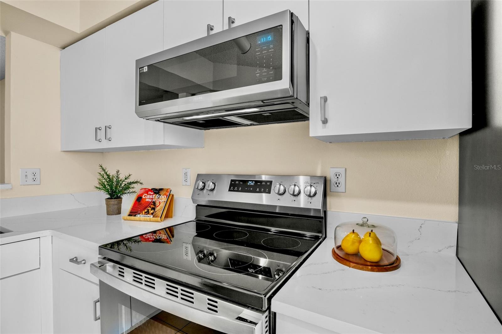 Image 5 of 27 For 6216 40th Avenue W