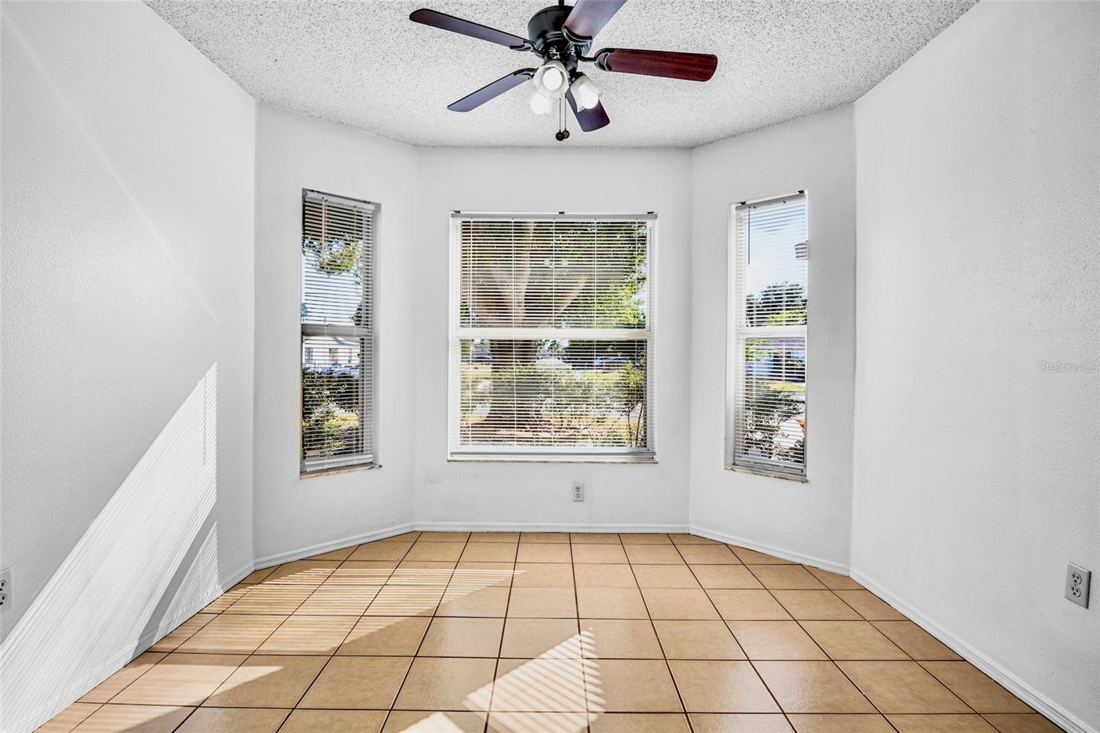 Image 7 of 27 For 6216 40th Avenue W