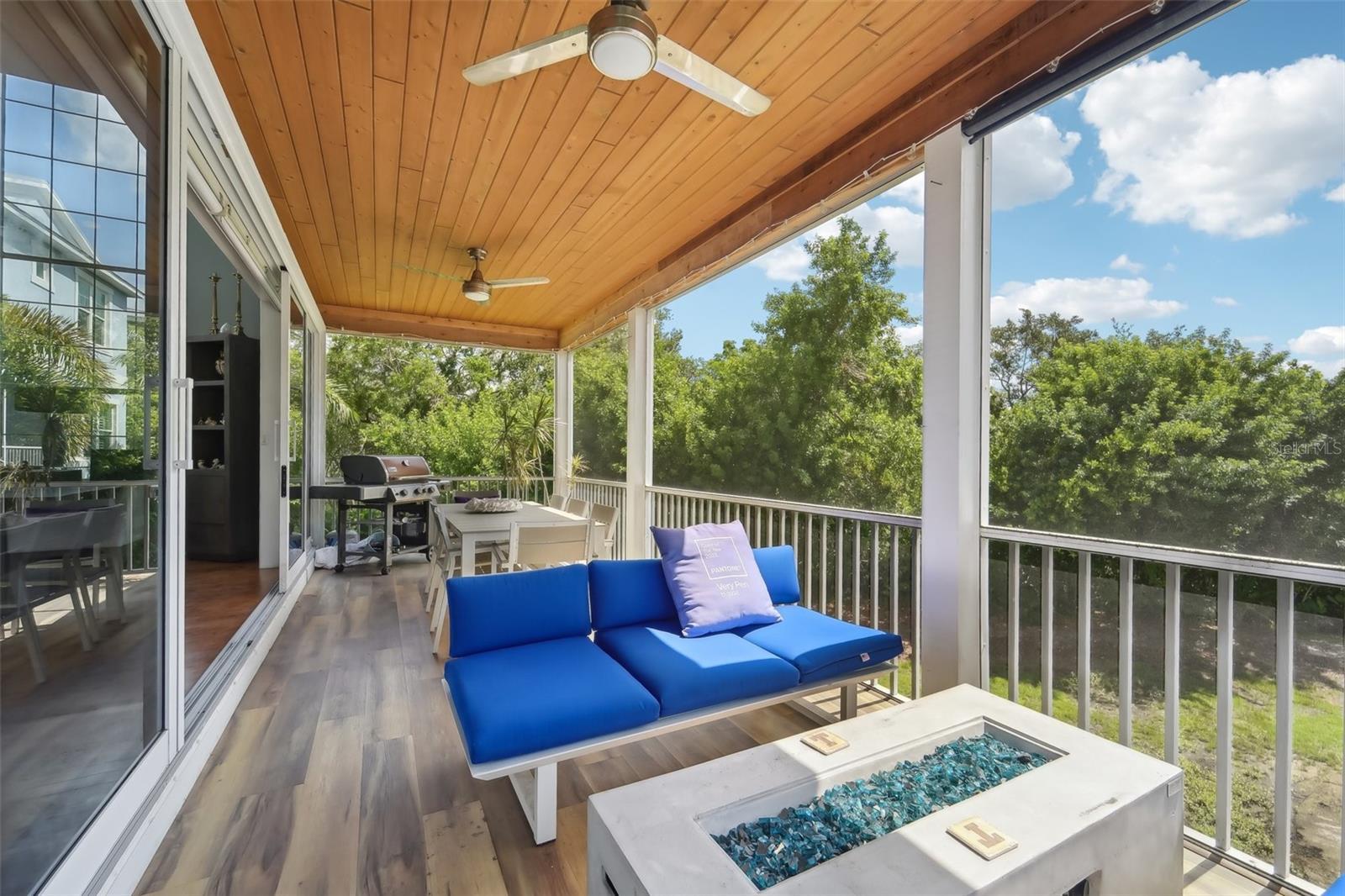 Image 19 of 61 For 6330 Laguna Drive