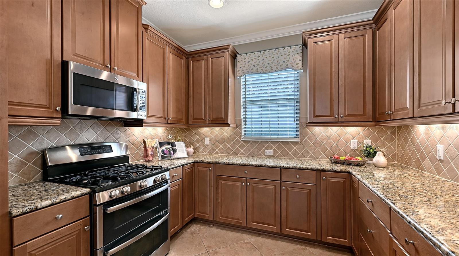 Image 22 of 65 For 5020 Savona Run