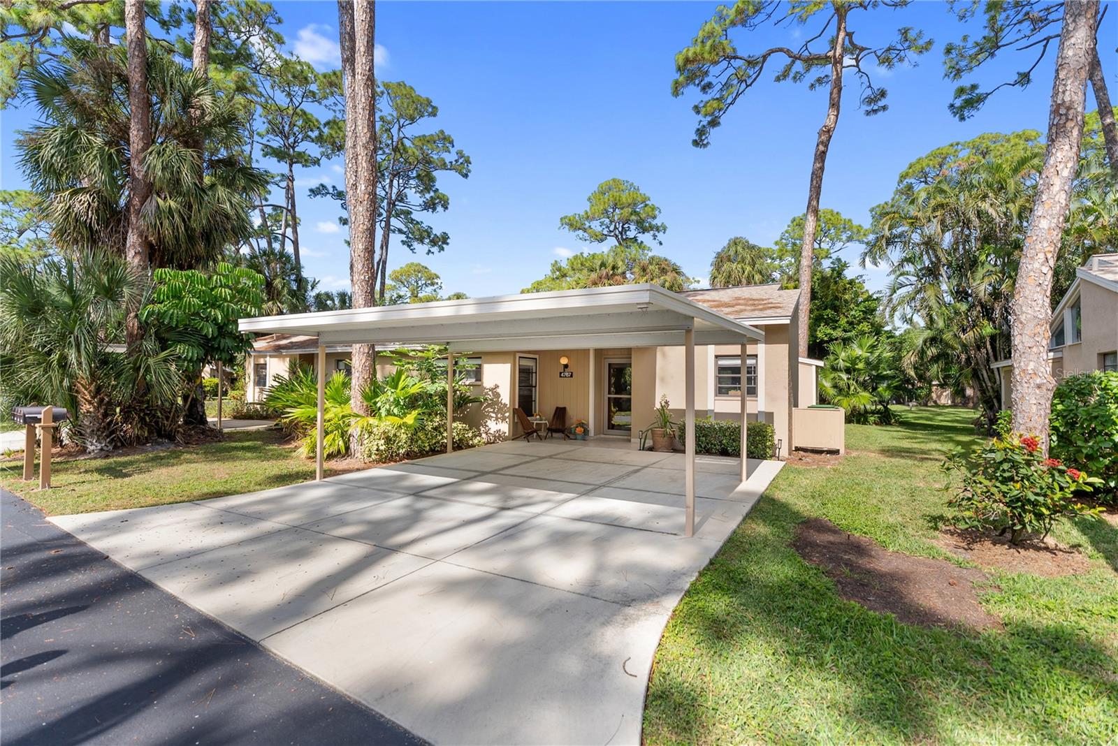 Details for 4767 Village Gardens Drive 94, SARASOTA, FL 34234