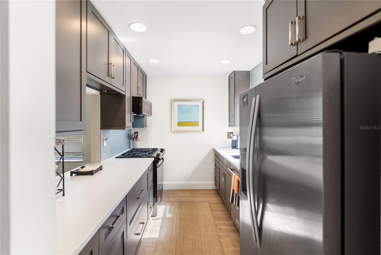 Image 11 of 65 For 4767 Village Gardens Drive 94