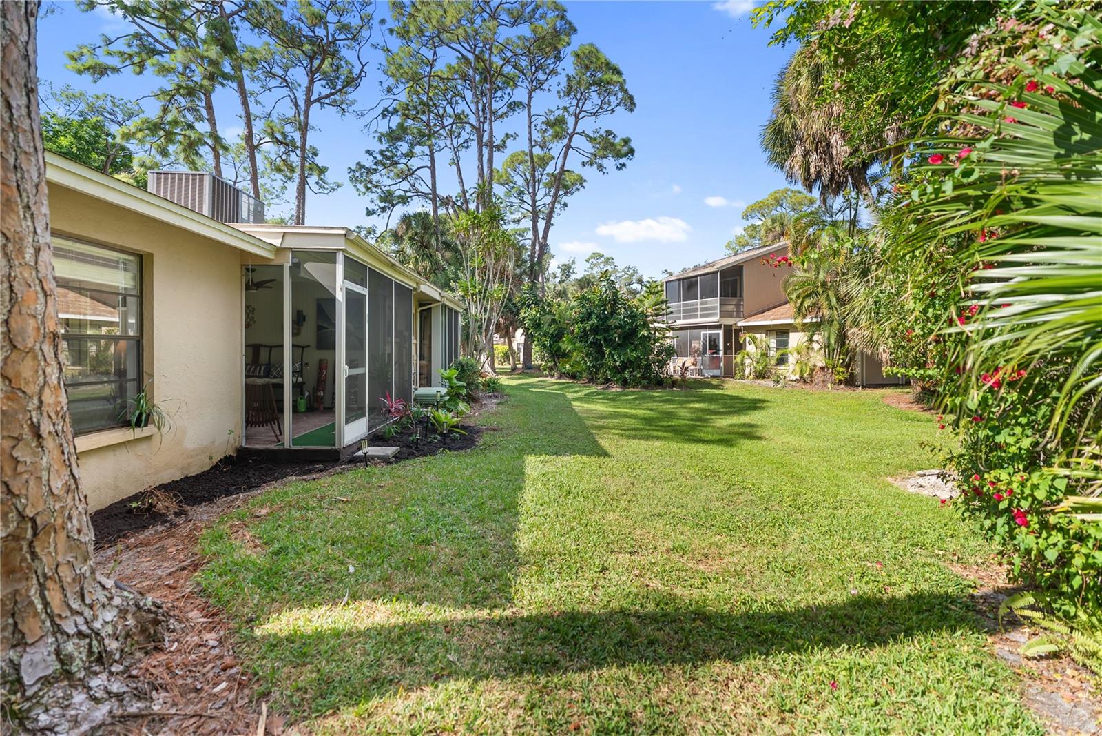 Image 47 of 65 For 4767 Village Gardens Drive 94