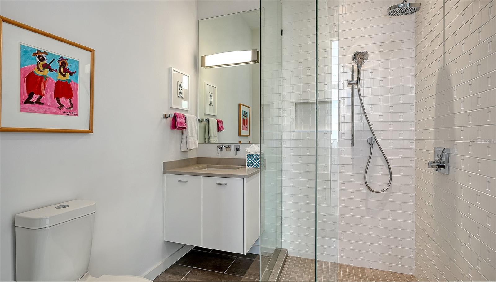 Image 46 of 59 For 300 Pineapple Avenue 902