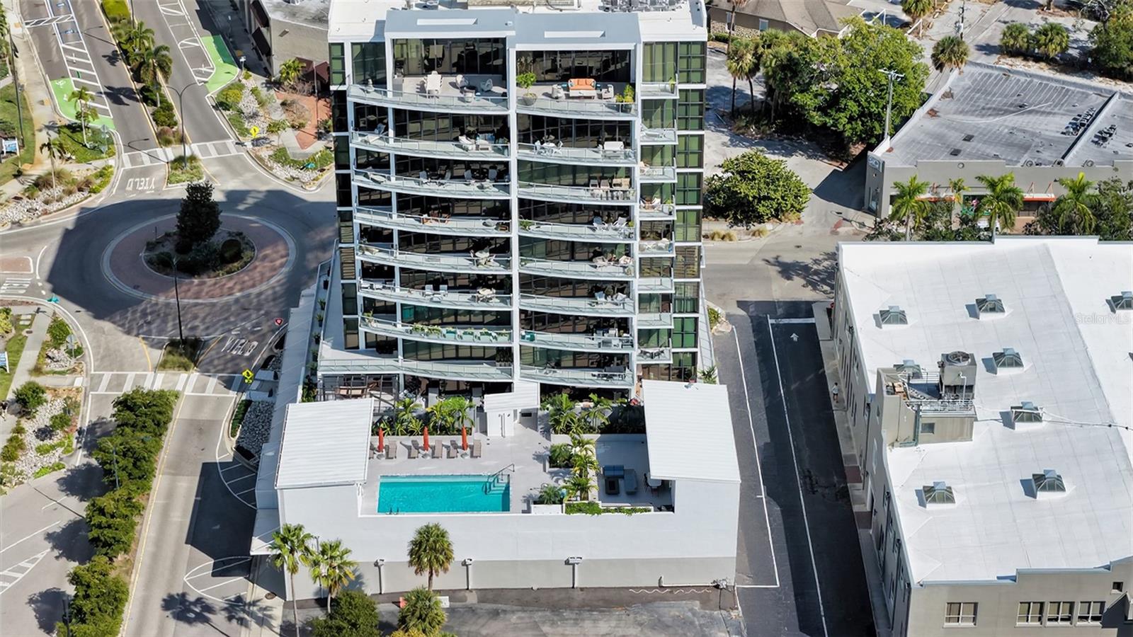 Image 50 of 59 For 300 Pineapple Avenue 902