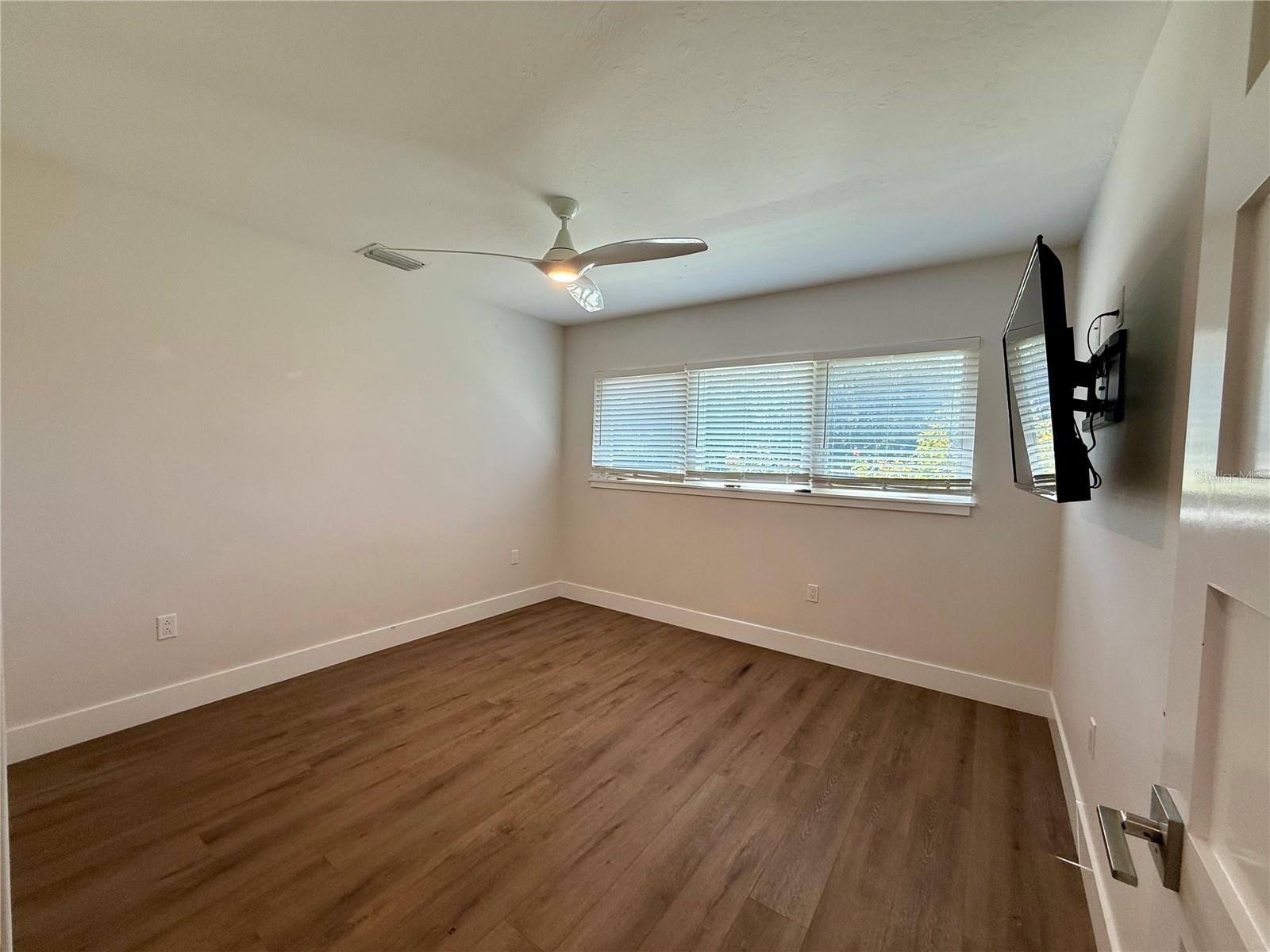 Image 24 of 58 For 3231 Forest Lake Drive