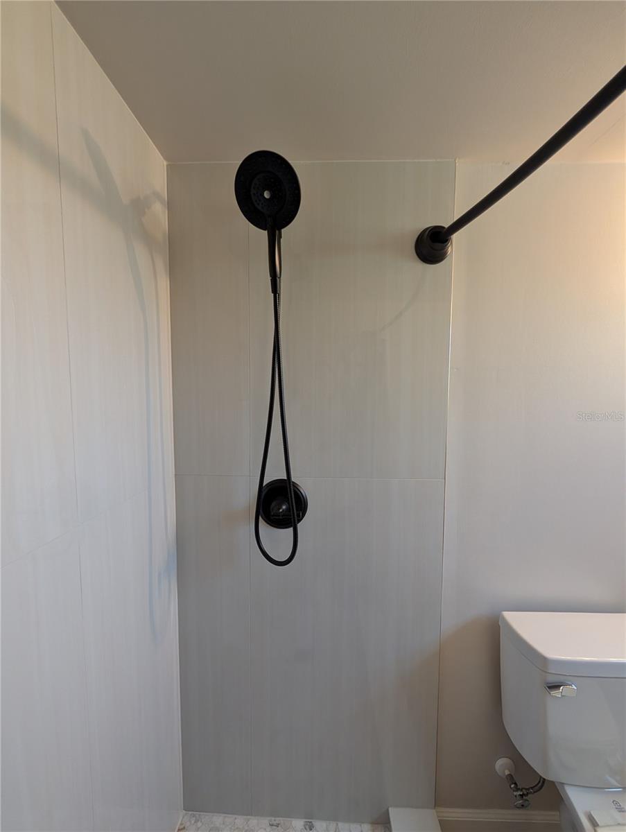 Image 20 of 37 For 1581 Leisure Drive M7