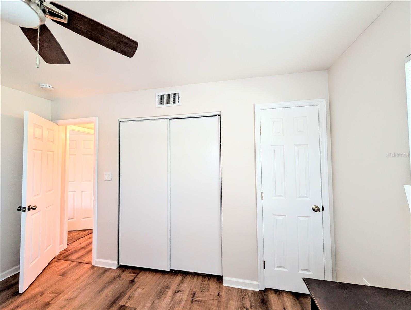 Image 21 of 37 For 1581 Leisure Drive M7