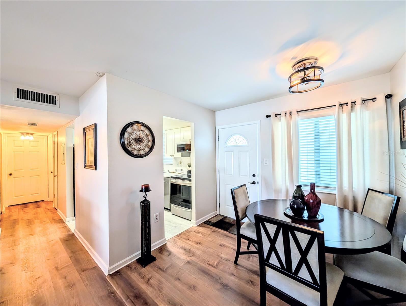 Image 6 of 37 For 1581 Leisure Drive M7