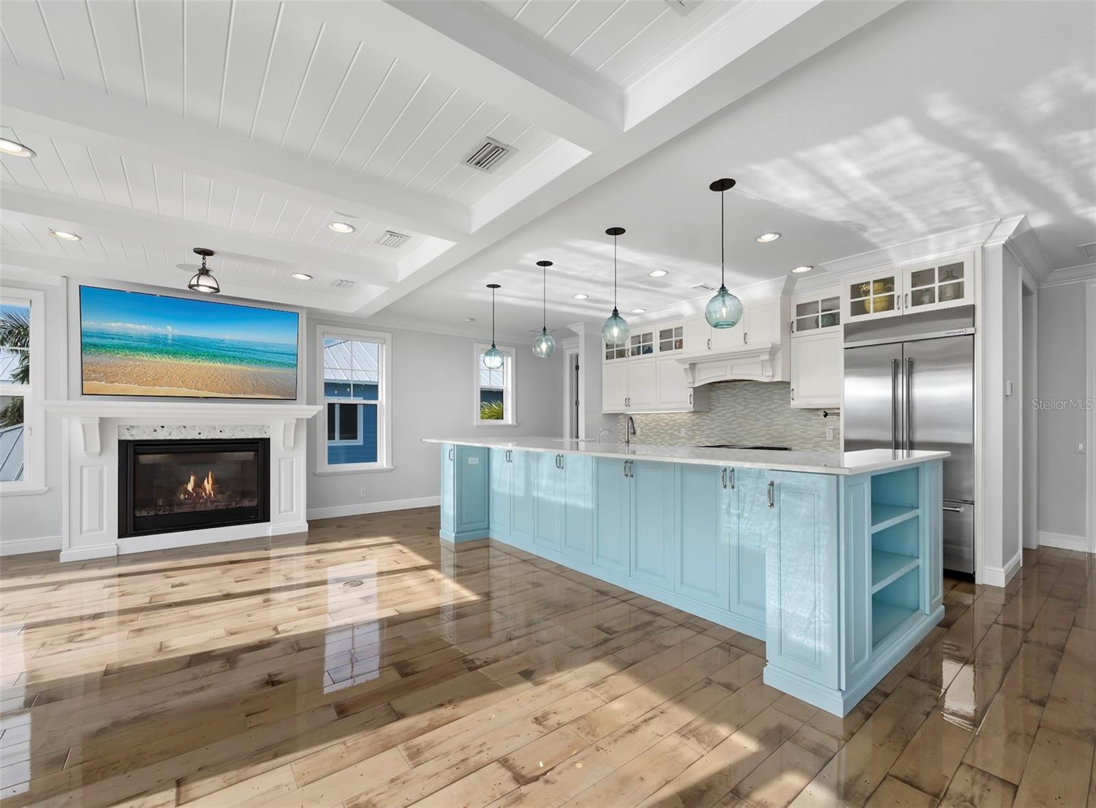 Image 4 of 70 For 333 Firehouse Court