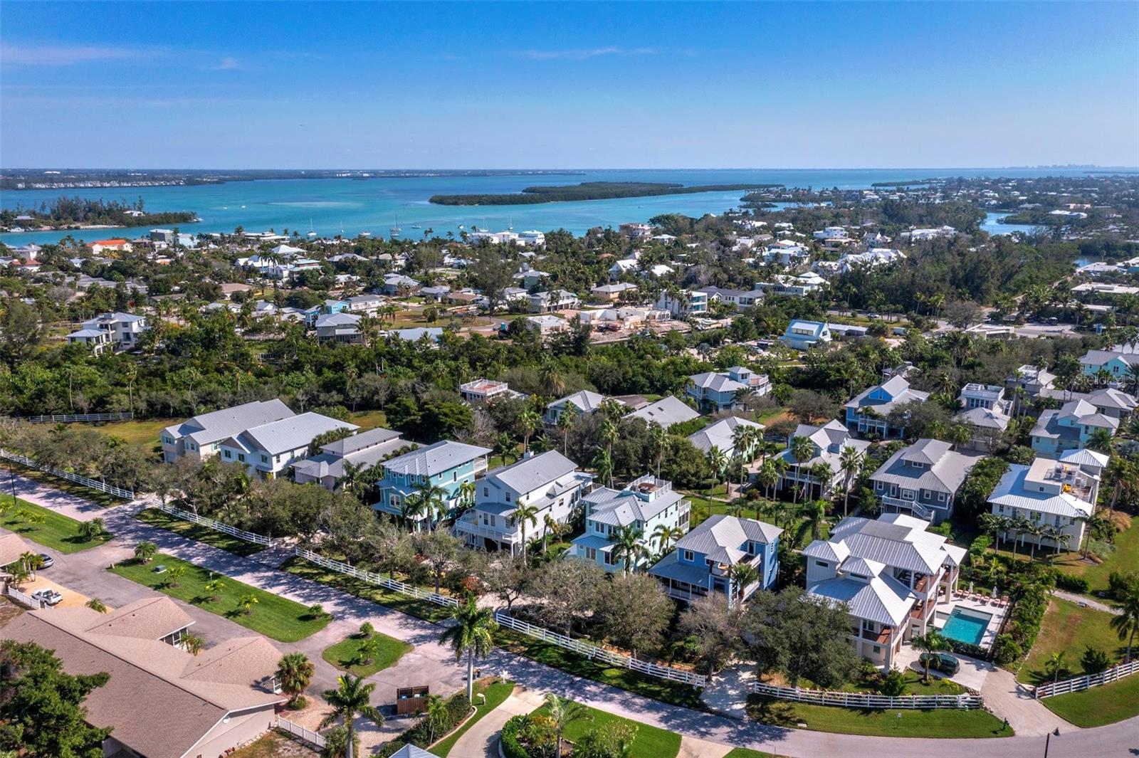 Image 52 of 70 For 333 Firehouse Court