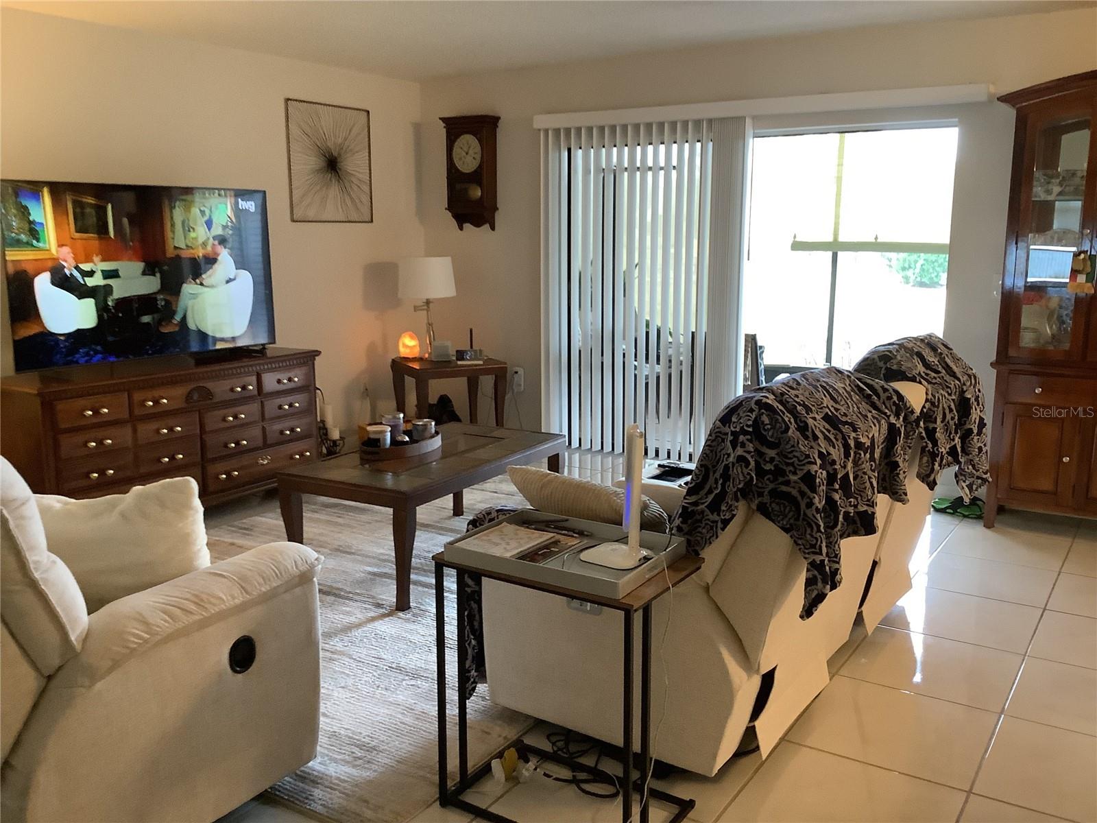 Image 18 of 37 For 2481 Twin Drive 29