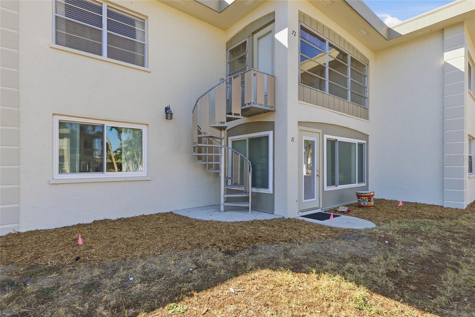 Image 23 of 37 For 6300 Flotilla Drive 72