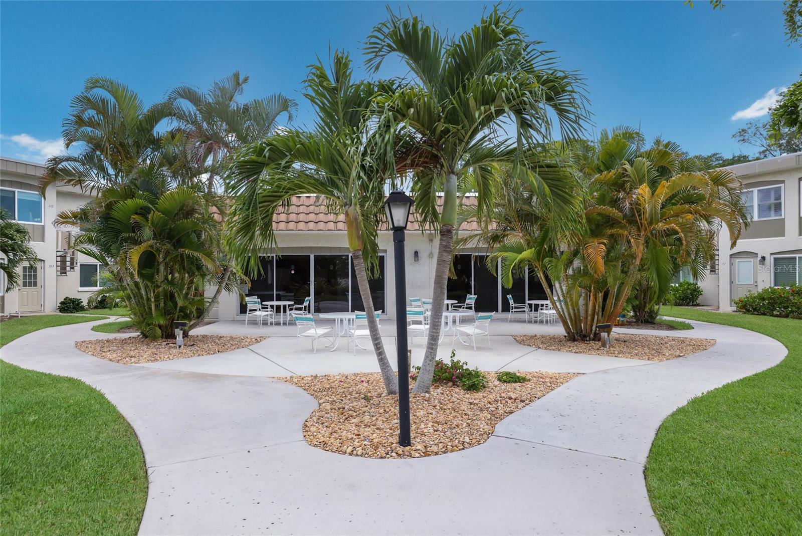 Image 32 of 37 For 6300 Flotilla Drive 72