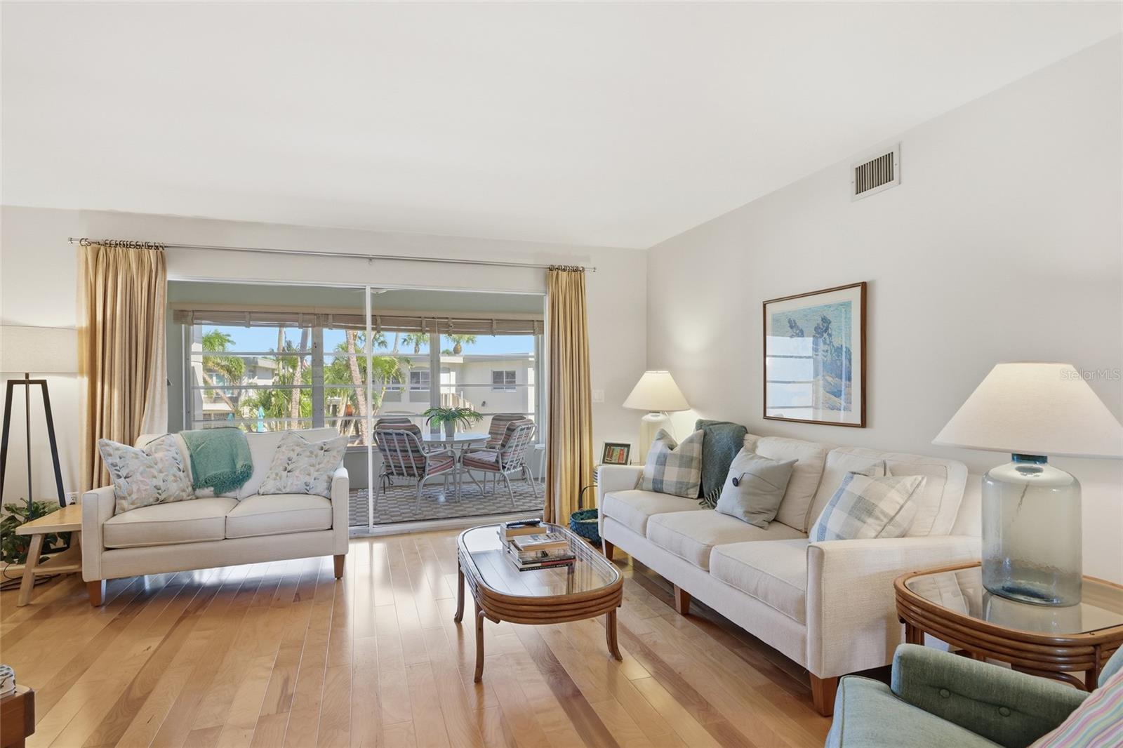 Image 7 of 37 For 6300 Flotilla Drive 72