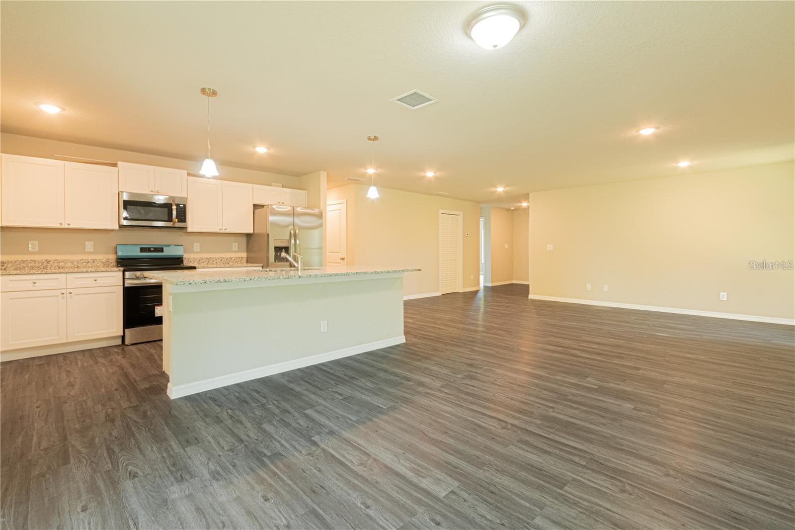 Image 3 of 18 For 5719 Fairlane Drive