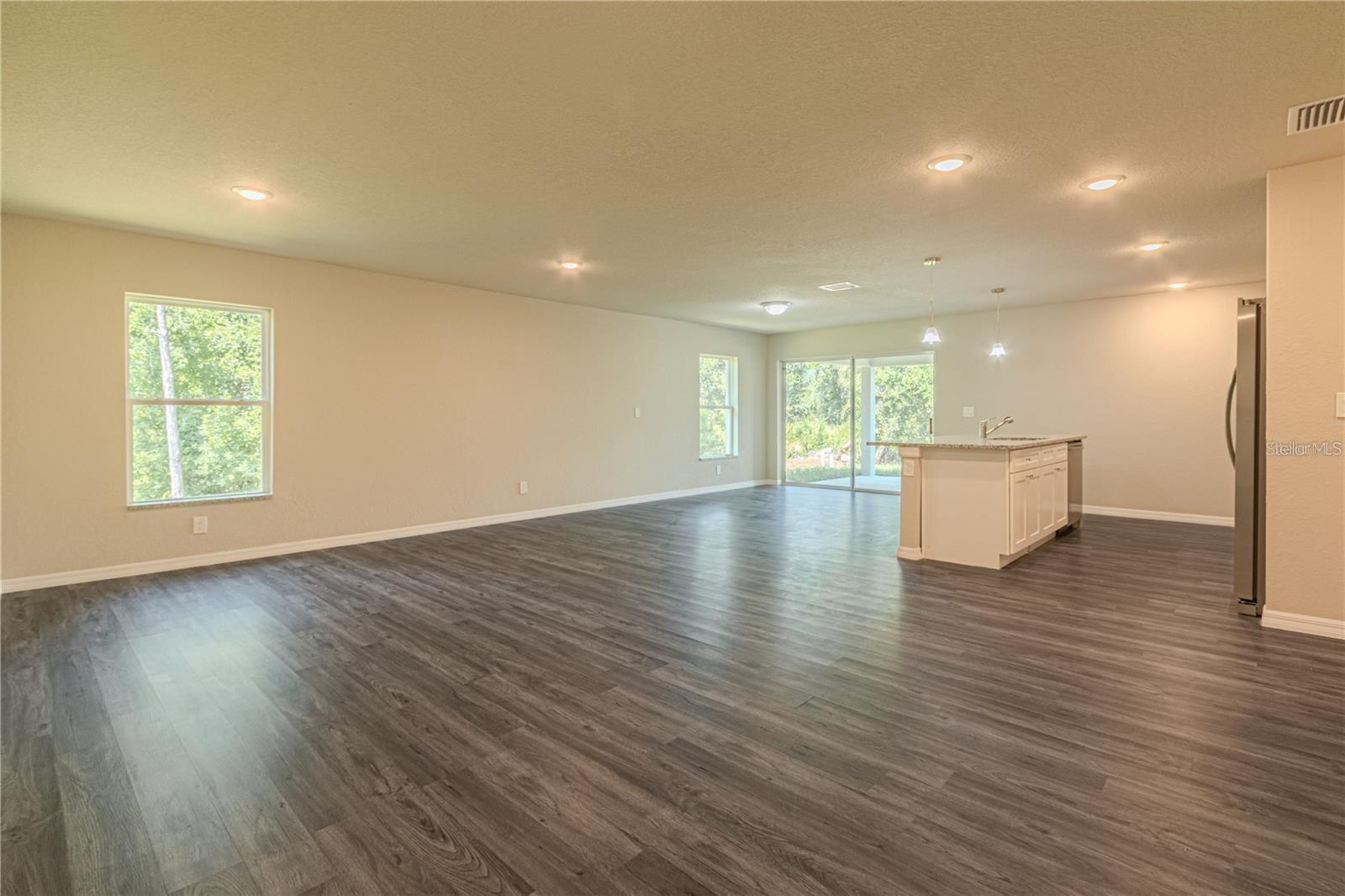 Image 4 of 18 For 5719 Fairlane Drive