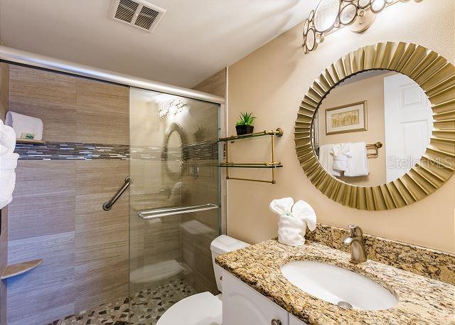 Image 23 of 39 For 5962 Midnight Pass Road 129