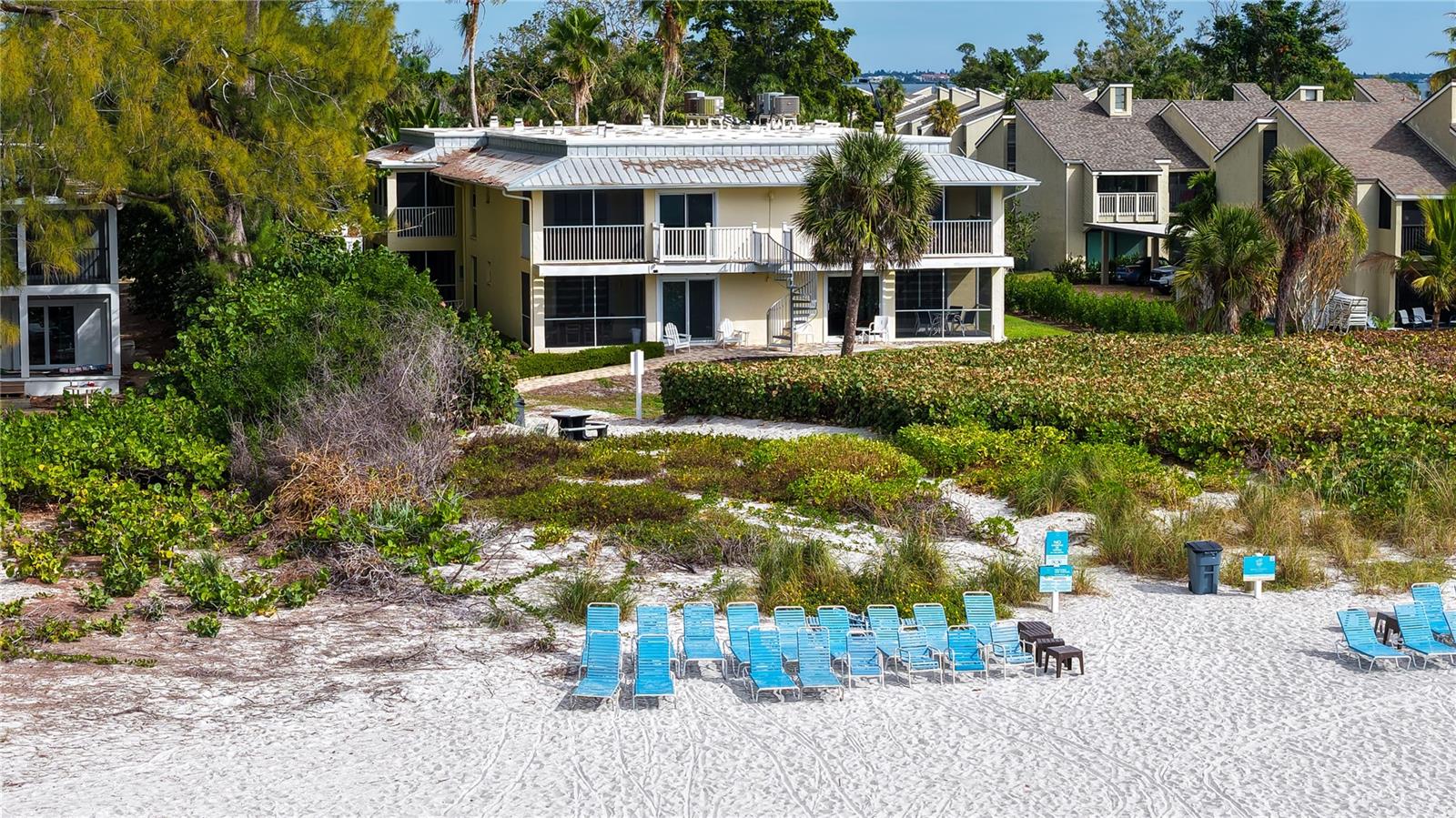 Image 37 of 48 For 5311 Gulf Of Mexico Drive 3