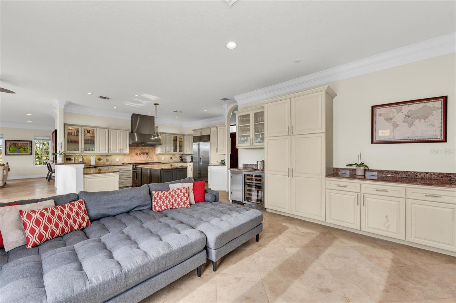 Image 22 of 79 For 550 Yardarm Lane