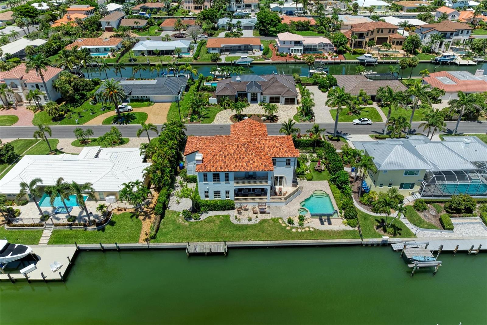 Image 61 of 79 For 550 Yardarm Lane