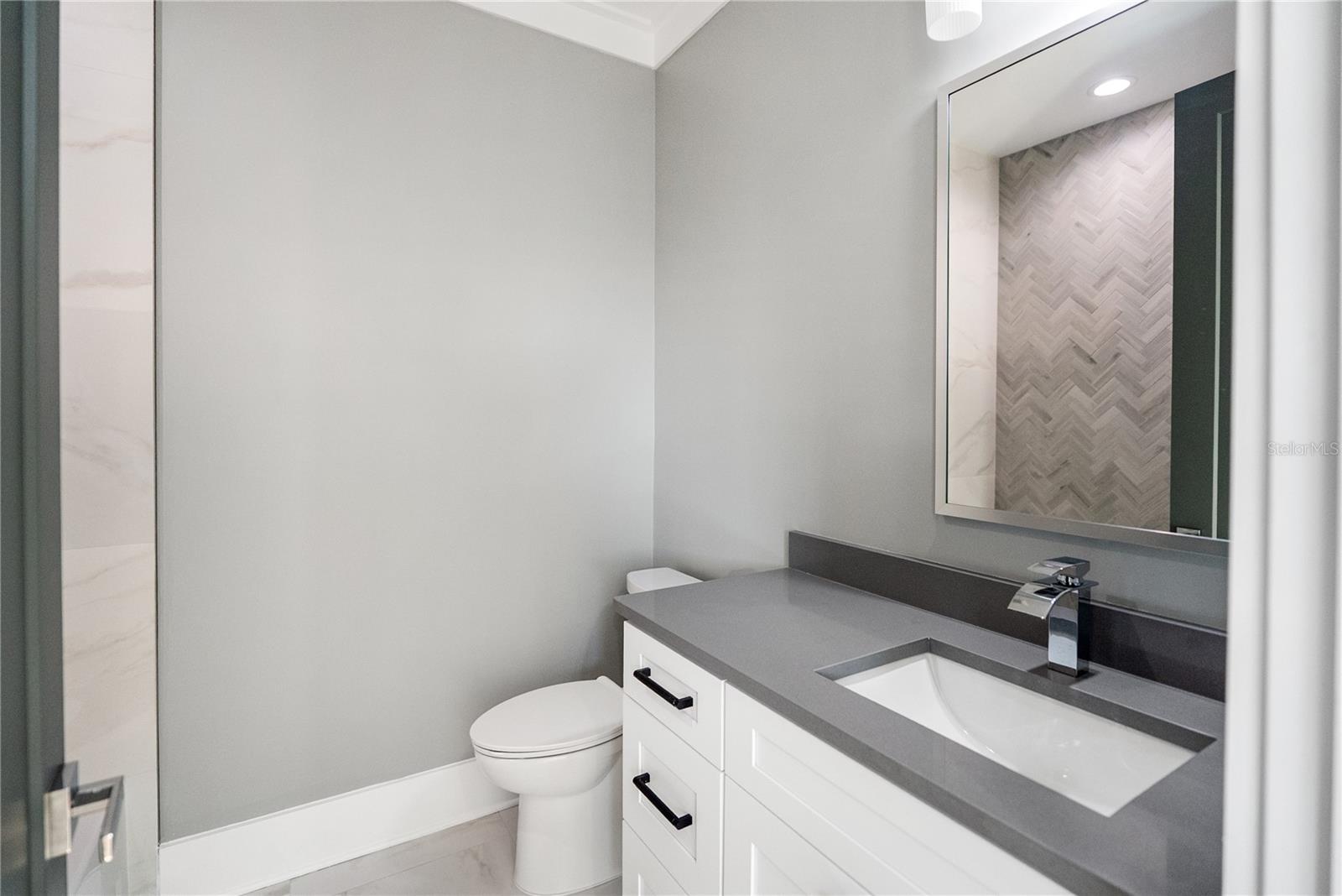 Image 45 of 81 For 2355 Bahia Vista Street